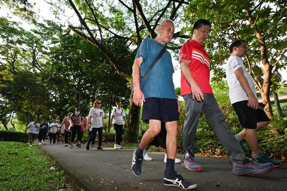 Singaporeans exceed sodium and calorie limits despite exercise Singaporeans exceed sodium and calorie limits despite exercise
