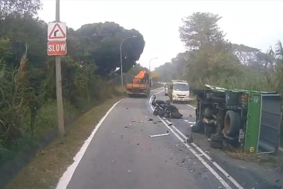 Motorcyclist hospitalised after Lim Chu Kang crash with lorries