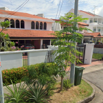 American tenant refuses to pay rent, sues elderly owners of Kembangan landed property who want house back, Singapore News