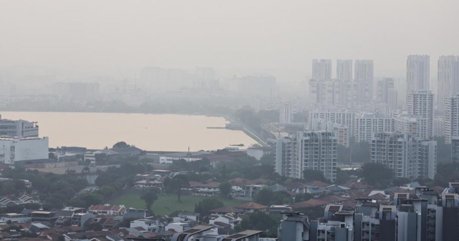 Singapore haze may worsen as PSI forecast to be unhealthy Singapore haze may worsen as PSI forecast to be unhealthy
