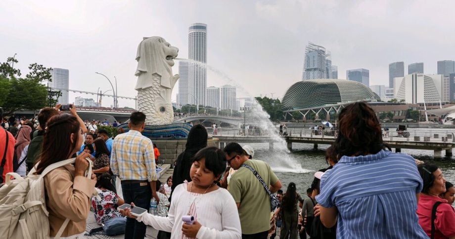 Haze in Singapore: Air quality improves as PM2.5 readings in 3 regions return to ‘normal’ Haze in Singapore: Air quality improves as PM2.5 readings in 3 regions return to ‘normal’