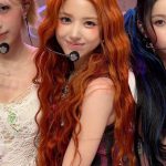 hi sana ⠀⠀⠀⠀ ⠀⠀            hi jiwoo
from twice ⠀⠀⠀⠀⠀      from nmixx