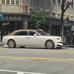 1 taken to hospital after Rolls-Royce, BYD accident near Boat Quay, Singapore News
