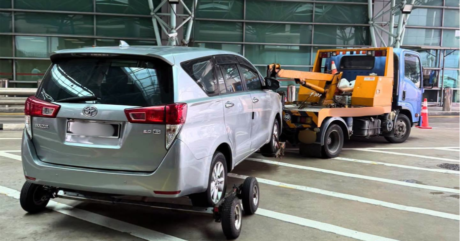 6 drivers caught for illegal cross-border rides at Woodlands, Tuas checkpoints, Singapore News