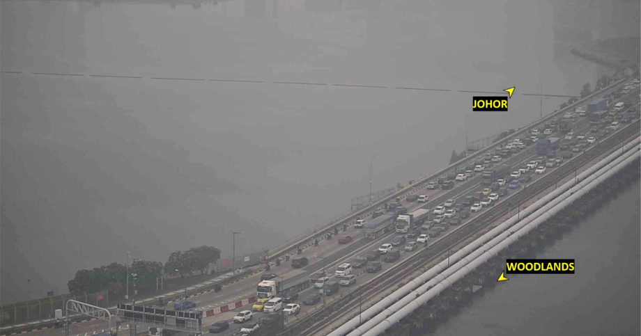 Heavy traffic at Woodlands Checkpoint due to tailback from Malaysia: ICA, Singapore News Heavy traffic at Woodlands Checkpoint due to tailback from Malaysia: ICA, Singapore News