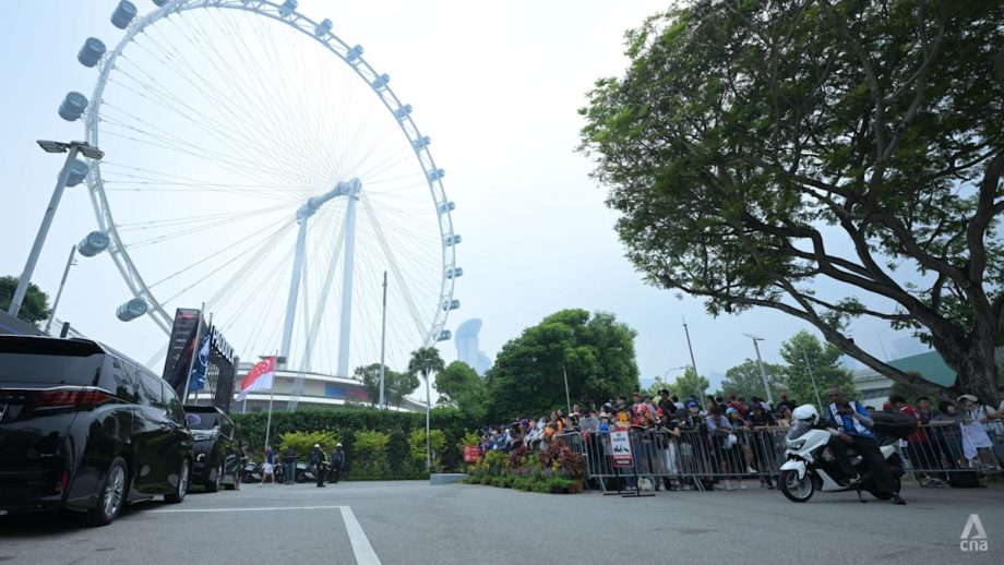 ‘Full house every day’: F1 crowds shrug off haze as businesses see little impact on demand ‘Full house every day’: F1 crowds shrug off haze as businesses see little impact on demand