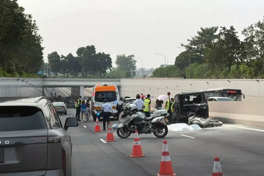 Motorcyclist dies in three-vehicle accident on AYE near Tuas Checkpoint