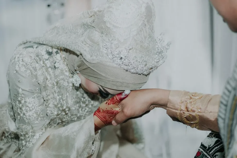 Proposed Muslim law changes include simpler divorce process Proposed Muslim law changes include simpler divorce process