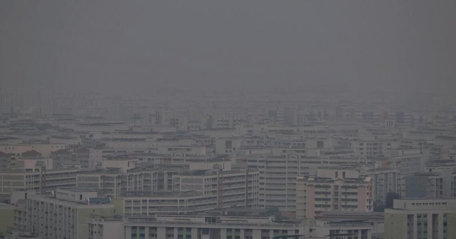 Haze in Singapore: Air quality back in the unhealthy range Haze in Singapore: Air quality back in the unhealthy range