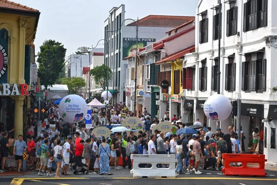 Joo Chiat Road car-free day attracts over 5,000 visitors Joo Chiat Road car-free day attracts over 5,000 visitors
