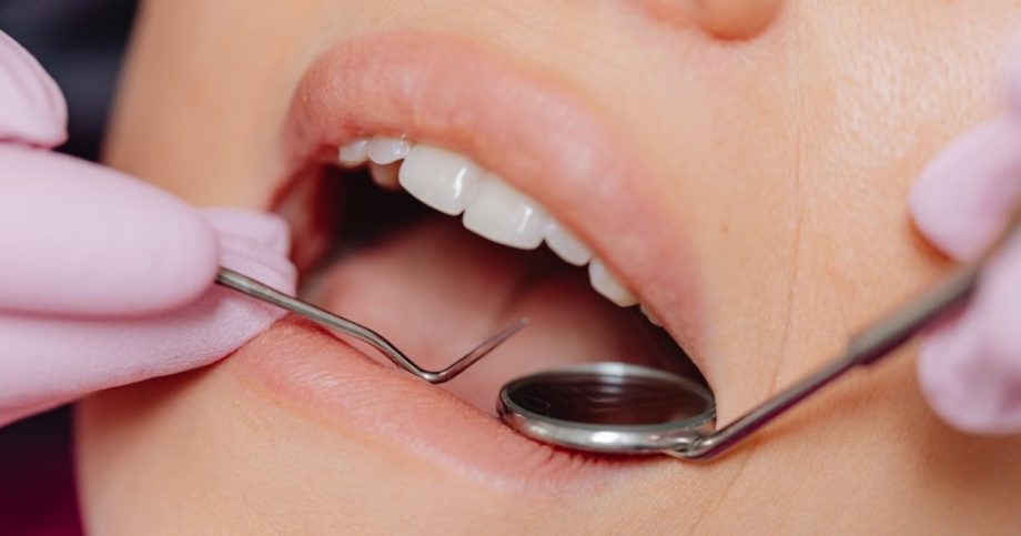 Singapore woman warns against going JB for dental work after face swells: ‘Not worth it just to save money’, Singapore News