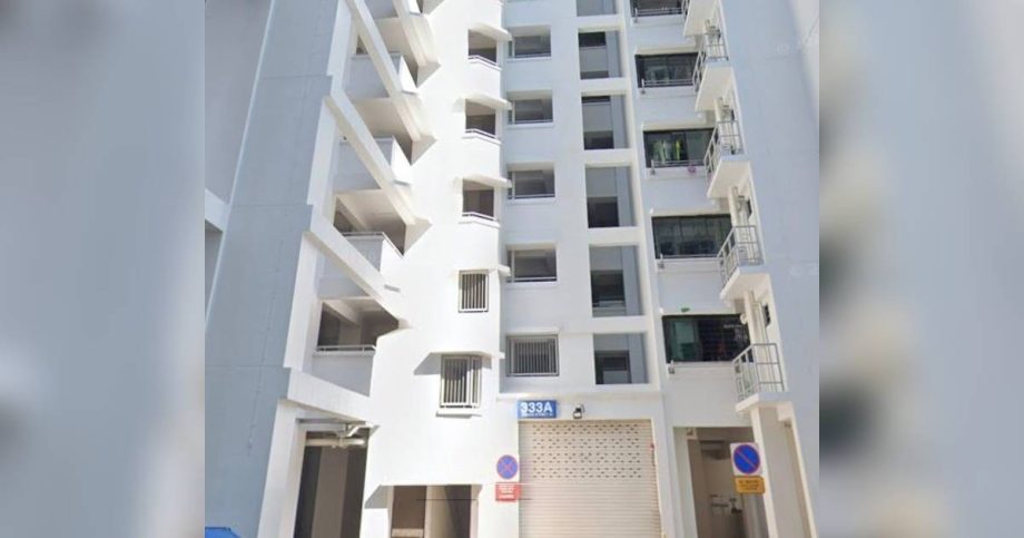 Teen and friend stranded on parapet after trying to enter Yishun flat through window, Singapore News
