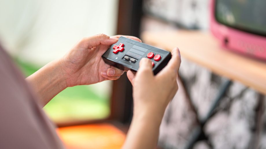 How Long Have Wireless Gaming Controllers Been Around For? How Long Have Wireless Gaming Controllers Been Around For?