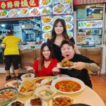 @stellafanss 后港大牌210的21 Cafe新开张可以吃到.9的鸡饭Offer到11/10 还可以吃到 @胡须佬_咖喱面 现在还有酿豆腐 还有大…