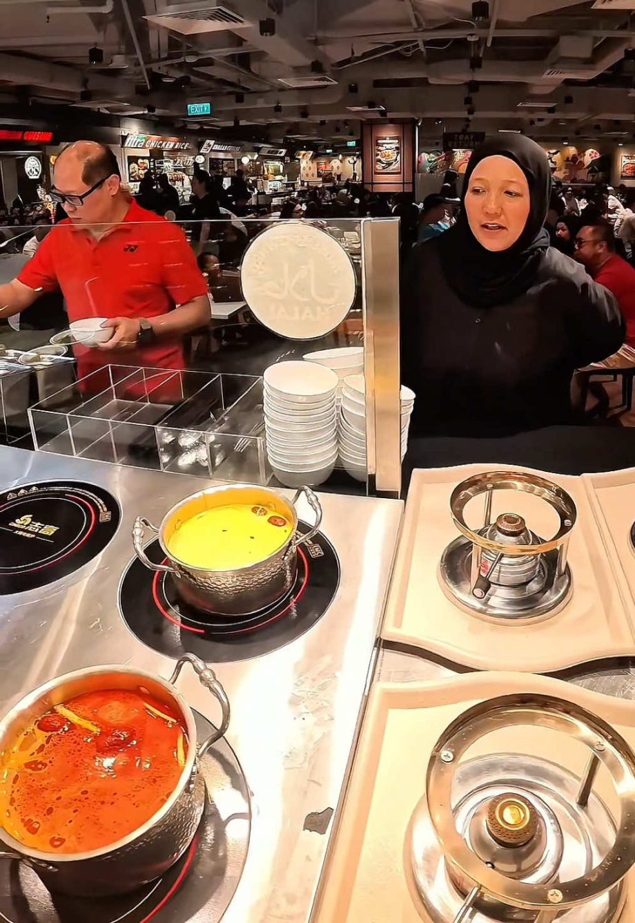 @chuanxisg TAMPINES! .90 PER PERSON FOR HALAL HOTPOT?! YES, YOU READ THAT RI… @chuanxisg TAMPINES! .90 PER PERSON FOR HALAL HOTPOT?! YES, YOU READ THAT RI…