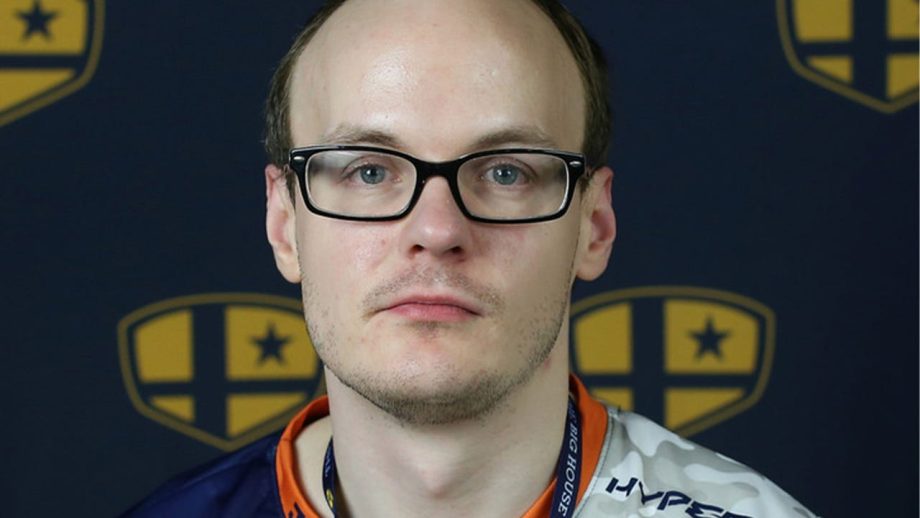 Super Smash Bros. Player Mew2King Banned From Tournament After Bug Bites Prompt Health Concerns Super Smash Bros. Player Mew2King Banned From Tournament After Bug Bites Prompt Health Concerns